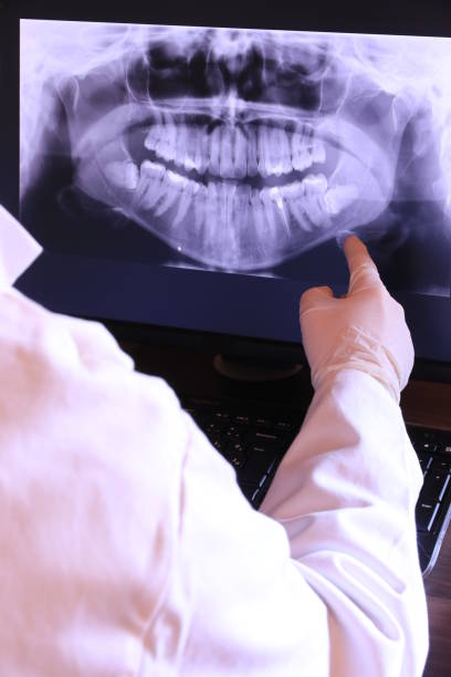 Best Cosmetic Emergency Dentistry in Allen Park, MI