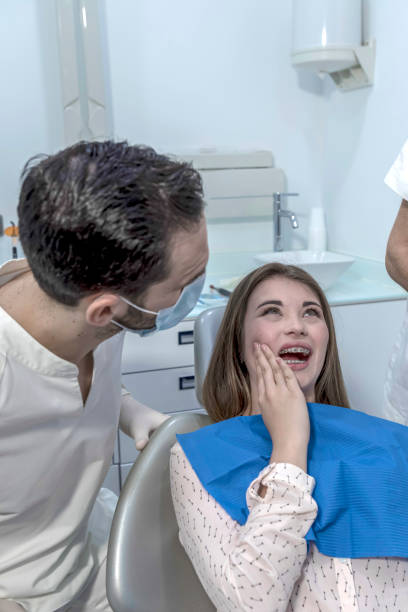 Best Emergency Dental Care for Broken or Chipped Teeth in Allen Park, MI