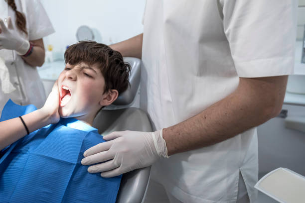 Best Emergency Dental Care for Broken or Chipped Teeth in Allen Park, MI